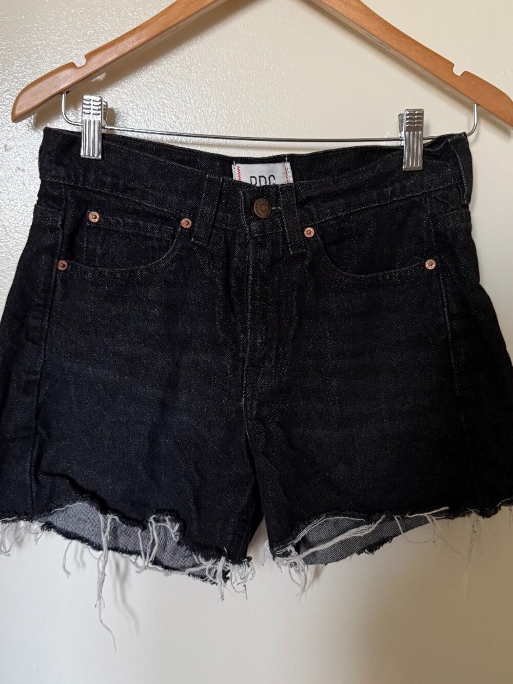 BDG Cropped Taper High Rise Dark Wash Cutoff Denim Shorts 27